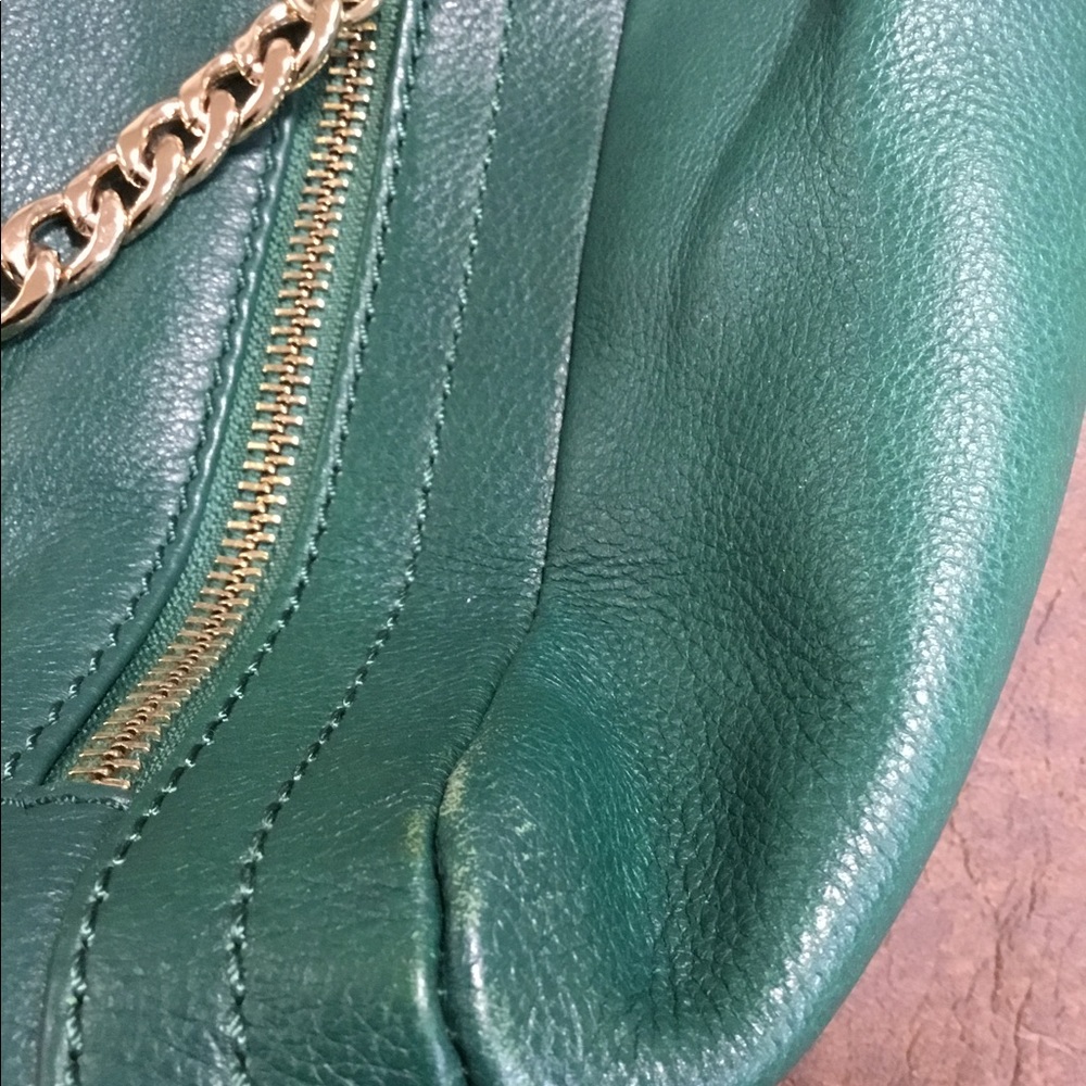 EUC B. MAKOWSKY EMERALD GREEN LEATHER HAND BAG - Picture 8 of 12
